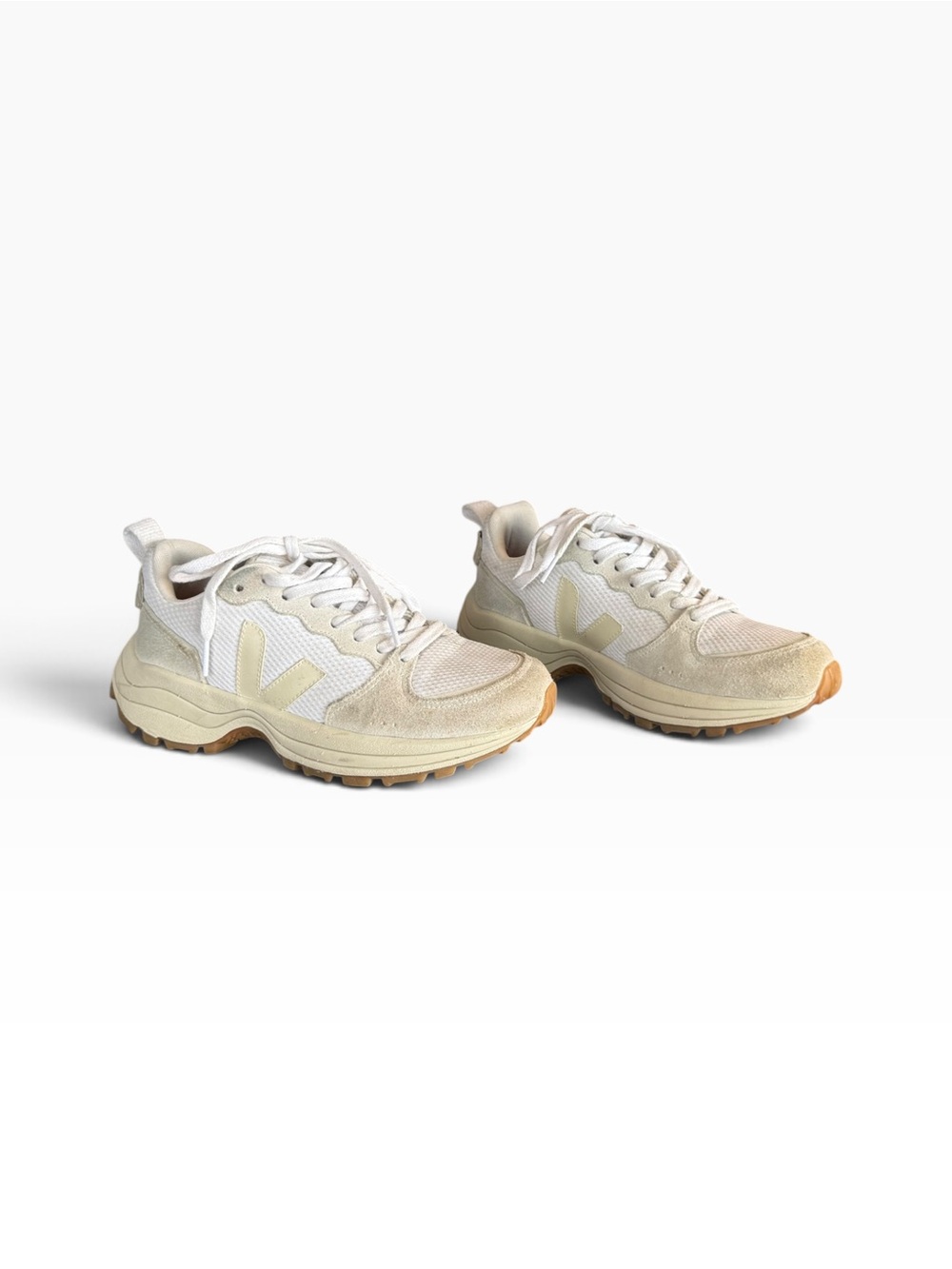 VEJA Venturi Alveomesh Sneakers in White/Pierre/Natural | Women’s Size 7